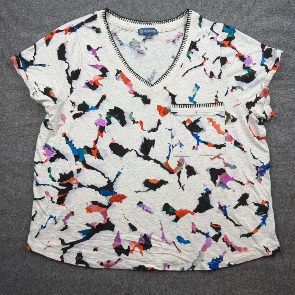 Democracy V-Neck‎ T-Shirt Women's 1X Multi Abstract Print Whipstitch Pocket Tee